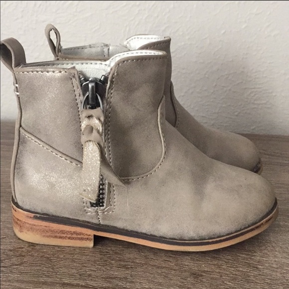 Cat & Jack Other - Cat and Jack Booties